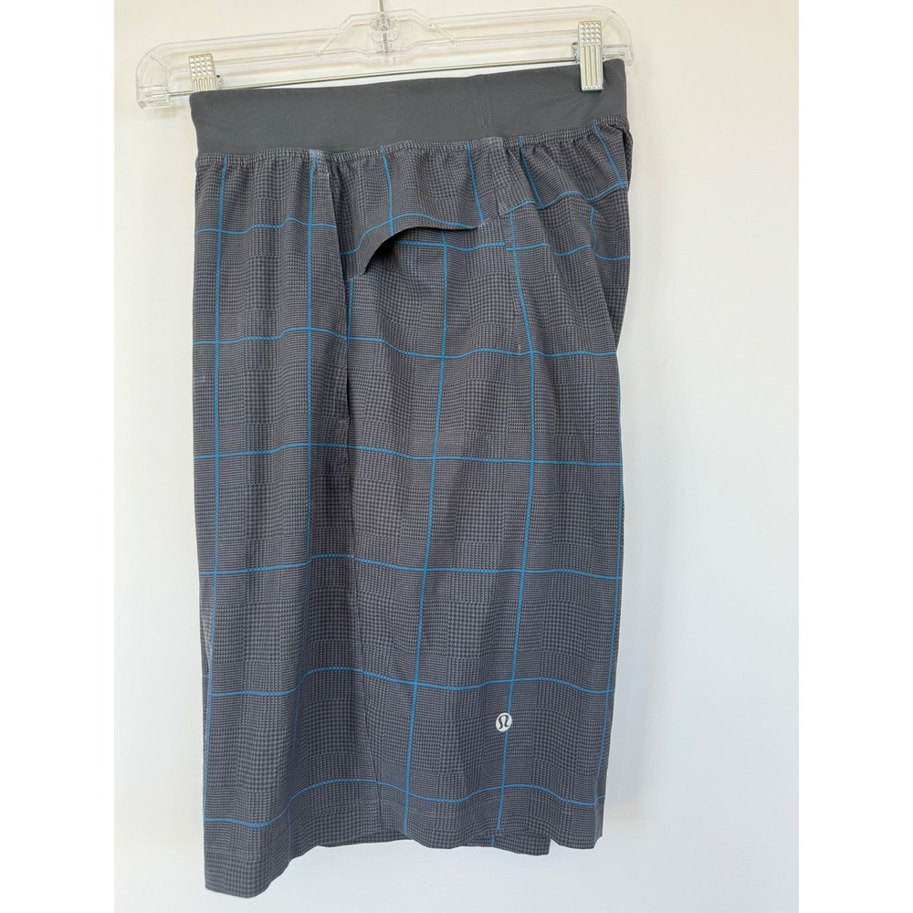 Lululemon Mens M 10" Pace Breaker Shorts Blue‎ Grey Plaid Houndstooth Athletic